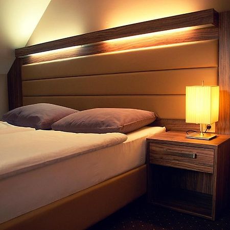 Trebnje Hotel Opara מראה חיצוני תמונה