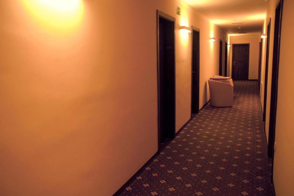 Trebnje Hotel Opara מראה חיצוני תמונה