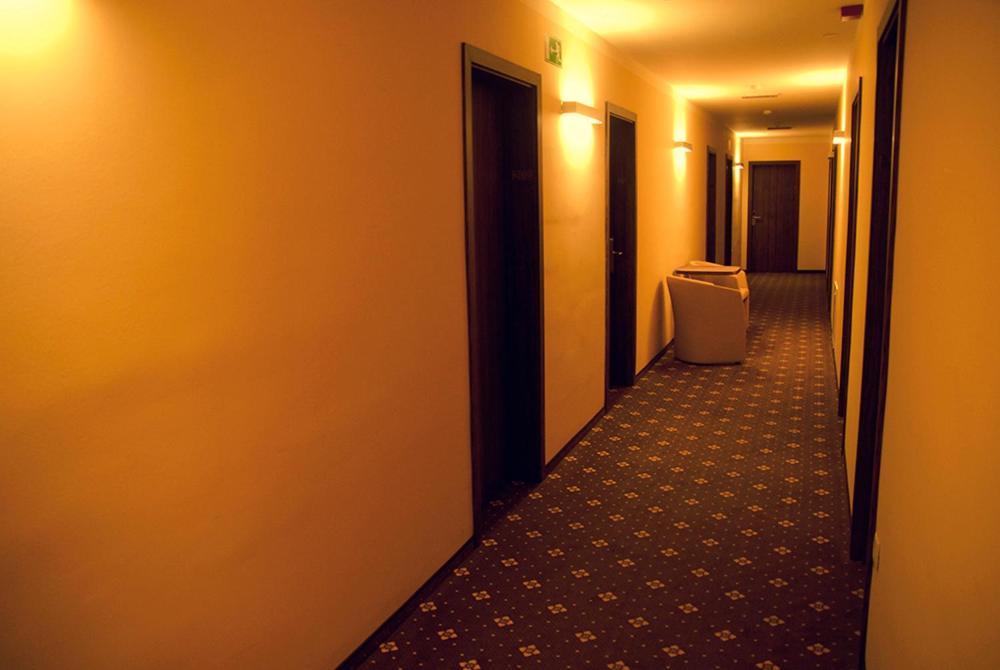 Trebnje Hotel Opara מראה חיצוני תמונה